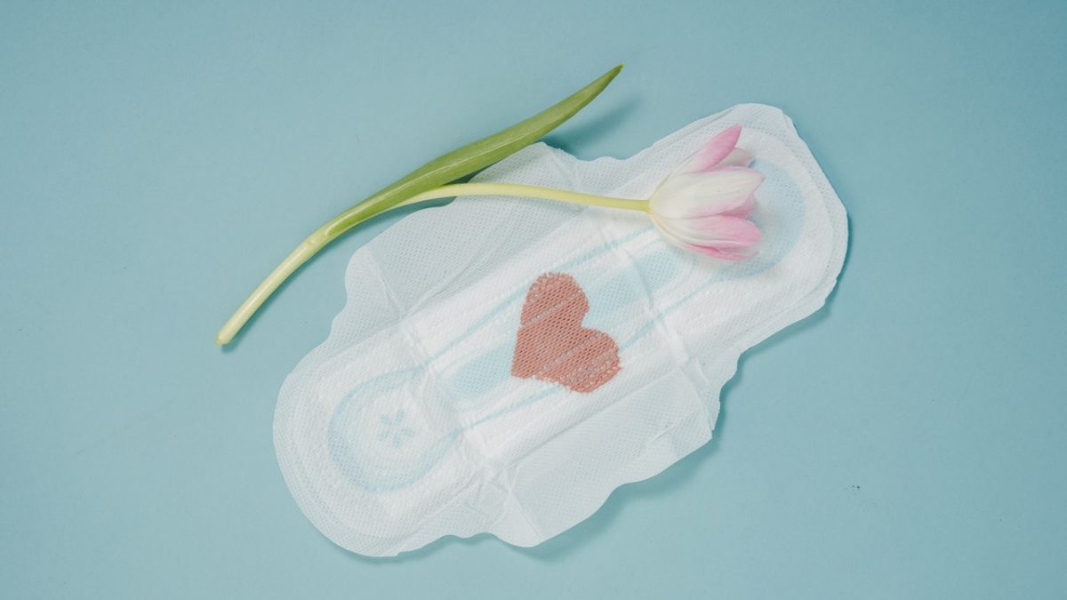 Prvá menštruácia: všetko, čo potrebuješ vedieť o menštruácii, ak si to práve dostala!
